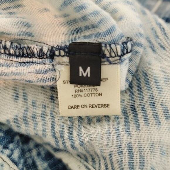 Fab'rik Top Pearl Snap Women's Long Sleeves Sz Medium Tie Dye Blue White - Picture 10 of 11